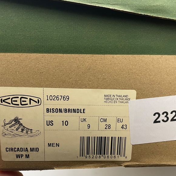 KEEN Circadia mid waterproof mens hiking boots Size 10